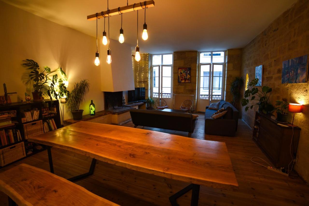 Amani Hostel La Réole Eksteriør bilde