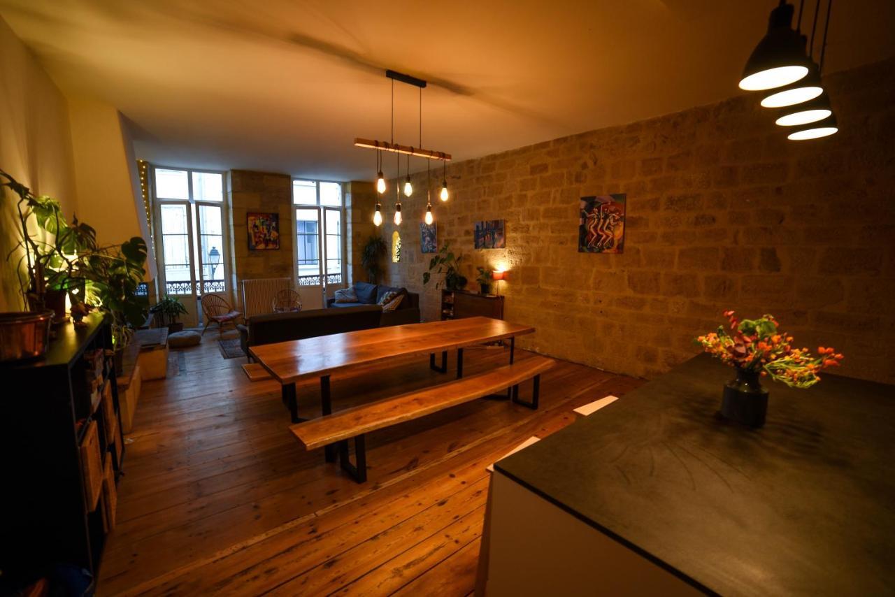 Amani Hostel La Réole Eksteriør bilde