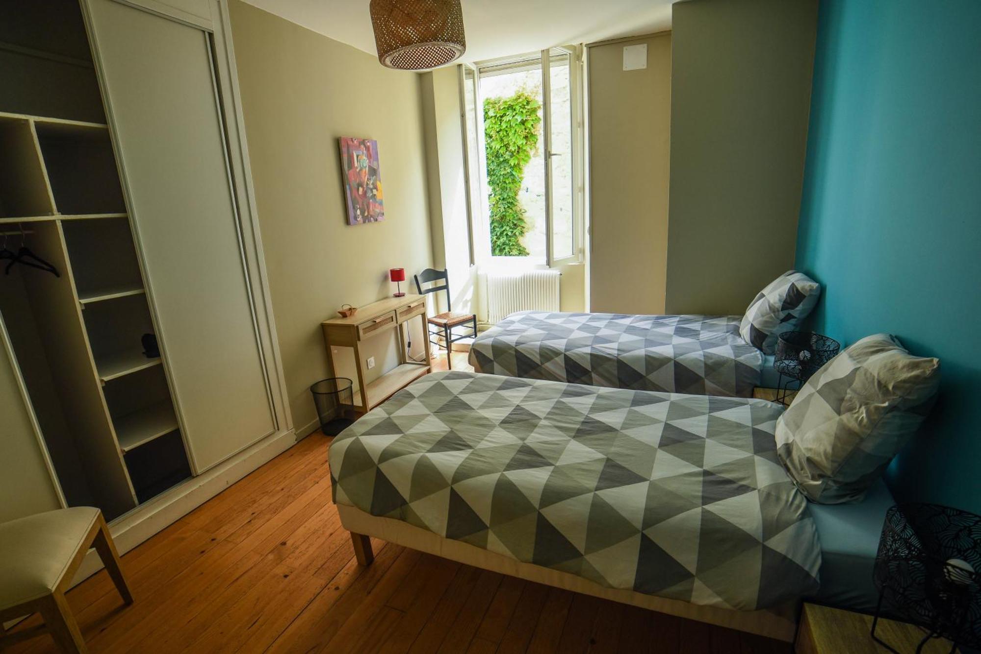 Amani Hostel La Réole Eksteriør bilde