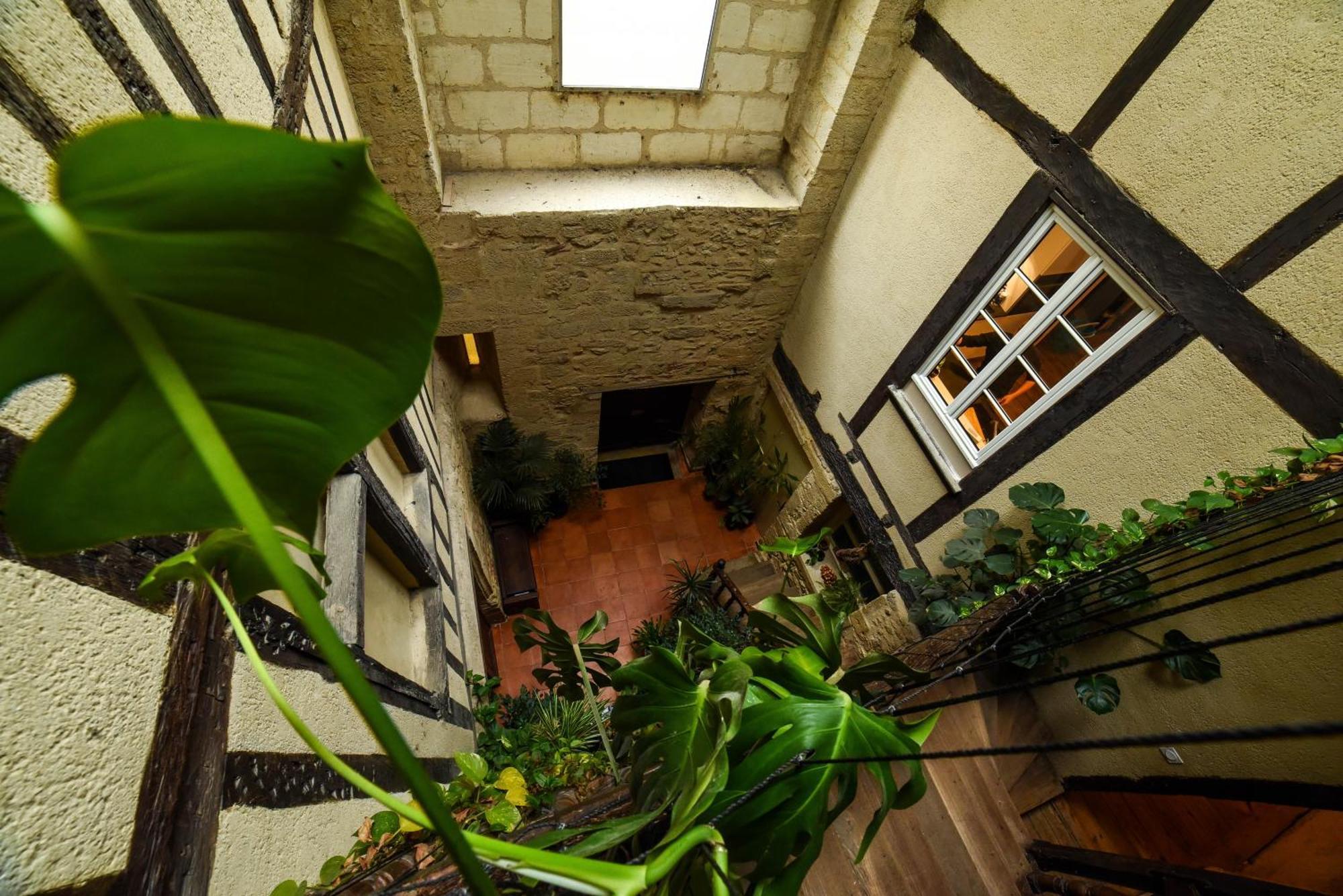 Amani Hostel La Réole Eksteriør bilde